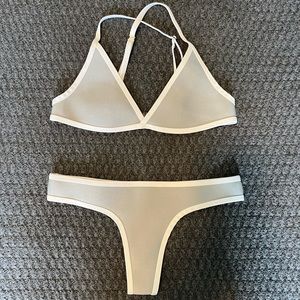 Hoaka bikini👙🤍